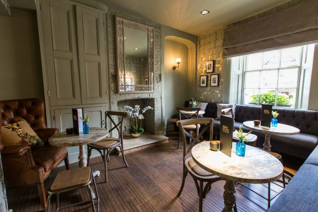 オークハム Mill Street Pub & Kitchen Bed & Breakfast エクステリア 写真
